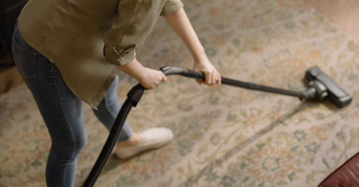 Effective Strategies to Minimise Carpet Stains in High-Traffic Areas